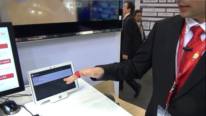 video_Fujitsu_anillo_MWC